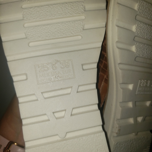 Tan huaraches - Picture 2 of 4